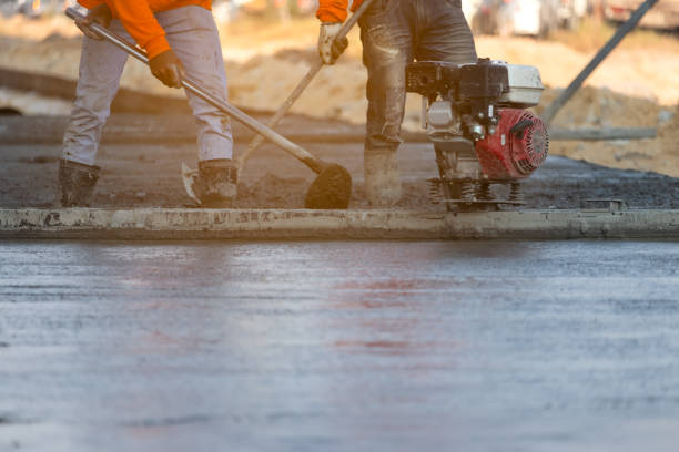 Best Concrete Driveway Installation in Norton Shores, MI